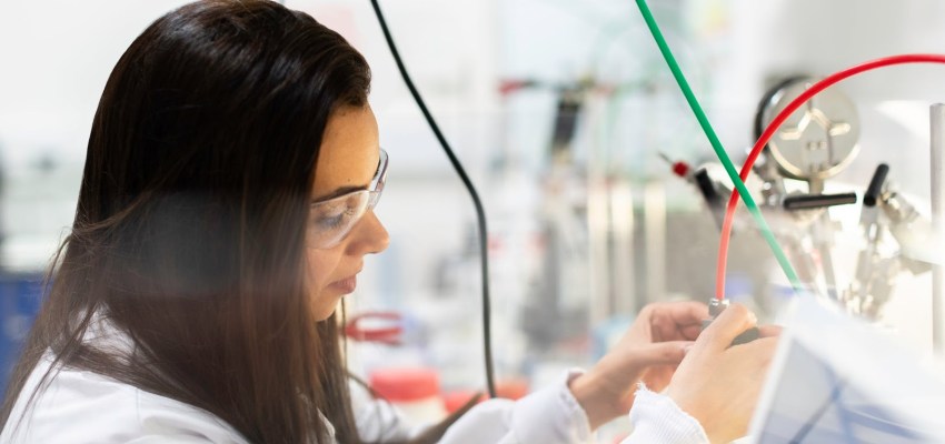 Aerospace aluminum alloy panels after salt spray corrosion test showing coating protection