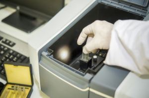 Shock response spectrum testing equipment