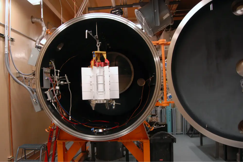 Material thermal behavior testing equipment in a certified lab