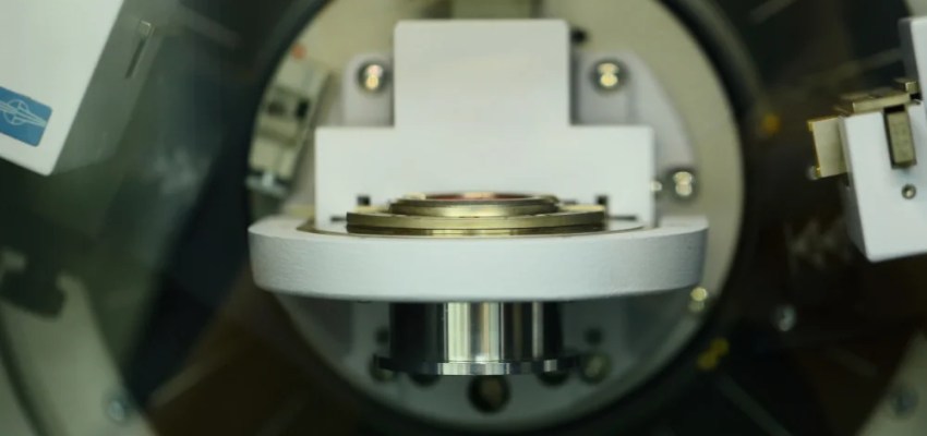 X-ray Powder Diffraction (XRD)