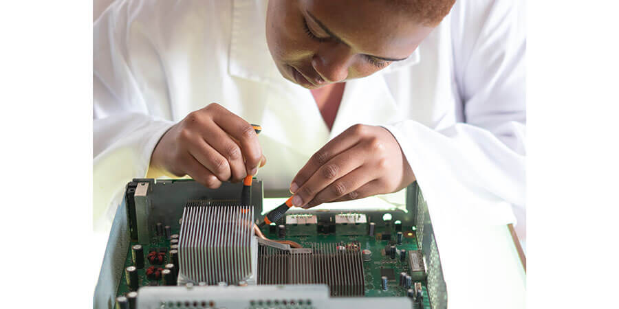 XRD diffractometer performing residual stress measurement on metal surface