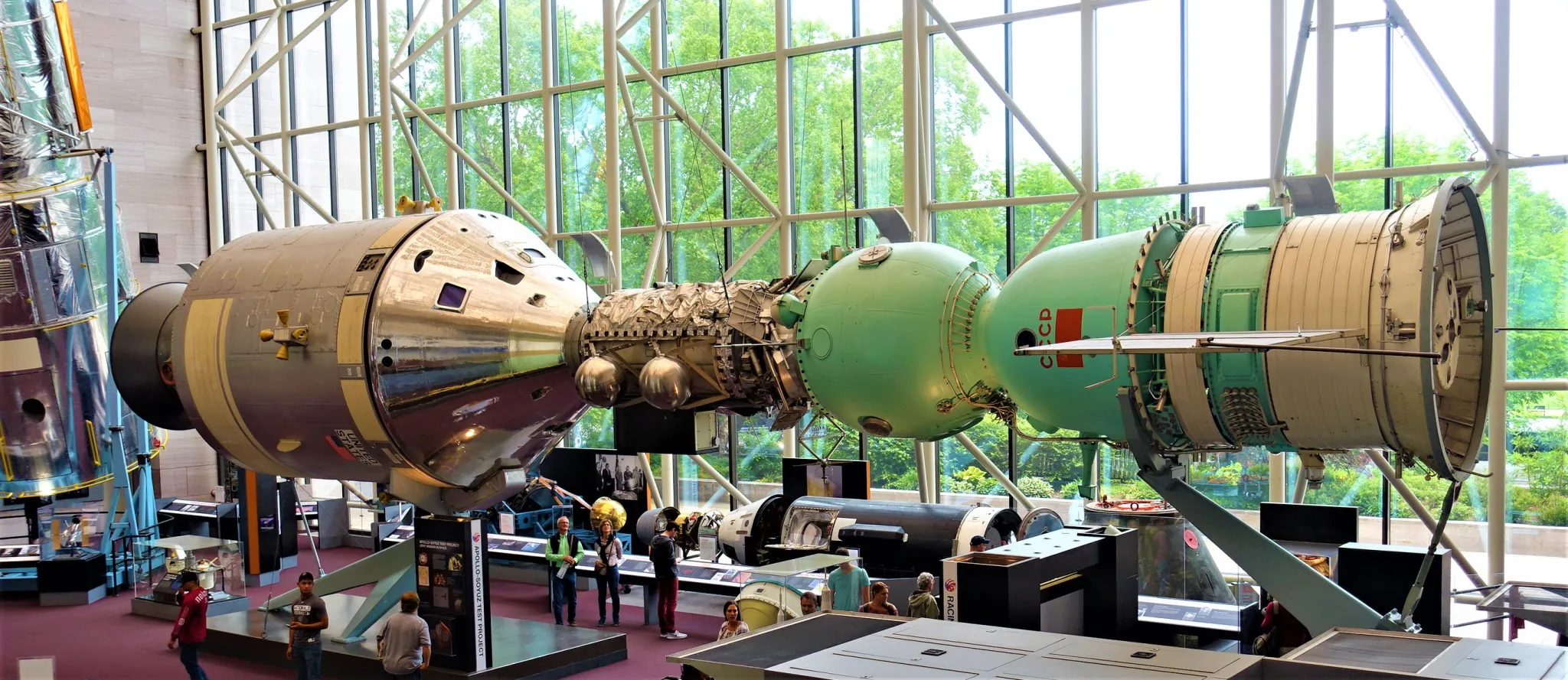 Aerospace component testing using advanced laboratory equipment